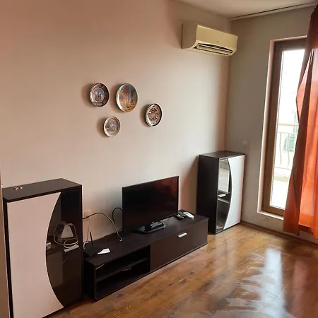 Diamond Sarafovo Апартхотел 3*