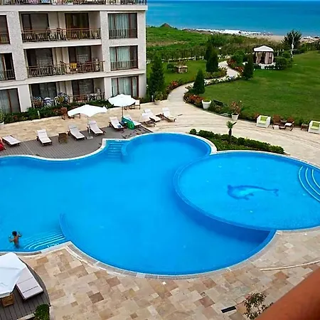 아파트호텔 Diamond Sarafovo 3*
